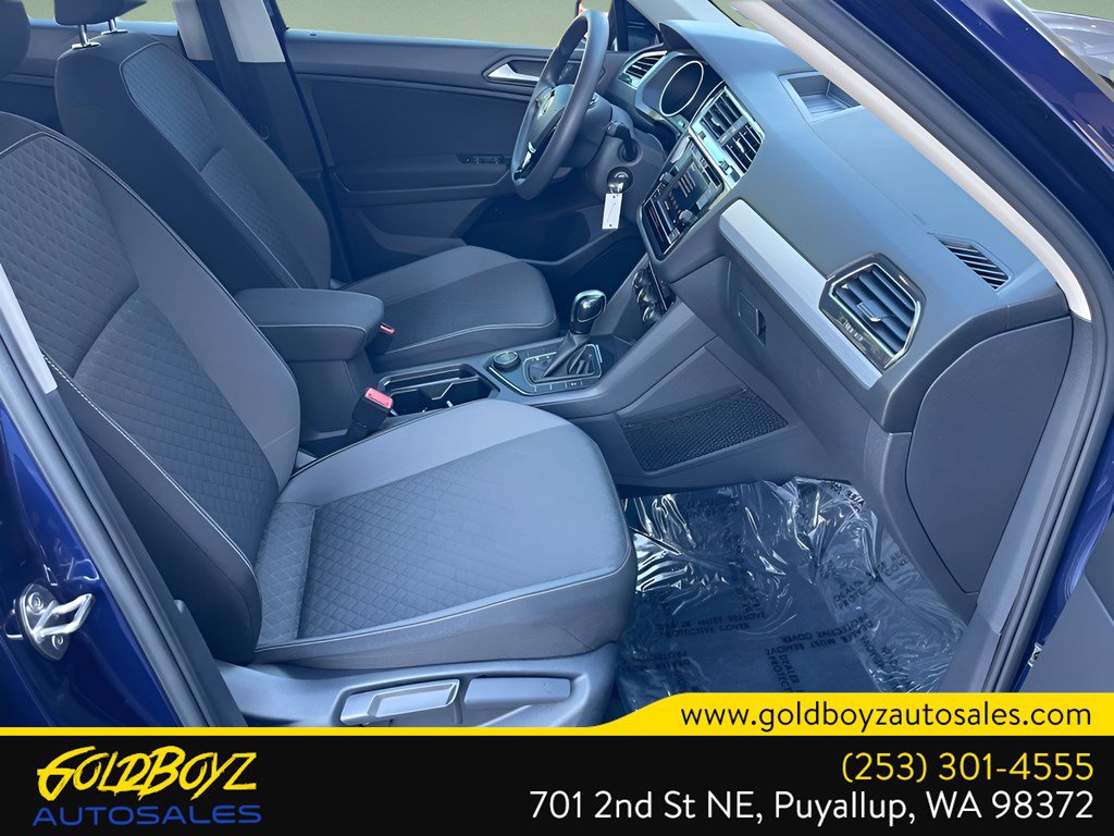 Used 2021 Volkswagen Tiguan S image 25