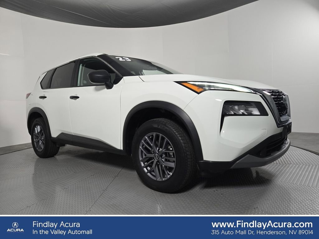 Used 2023 Nissan Rogue S image 1