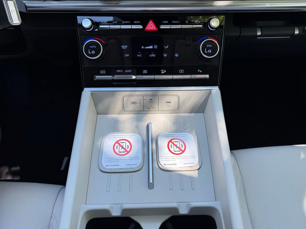 New 2026 Hyundai Santa Fe SE image 33