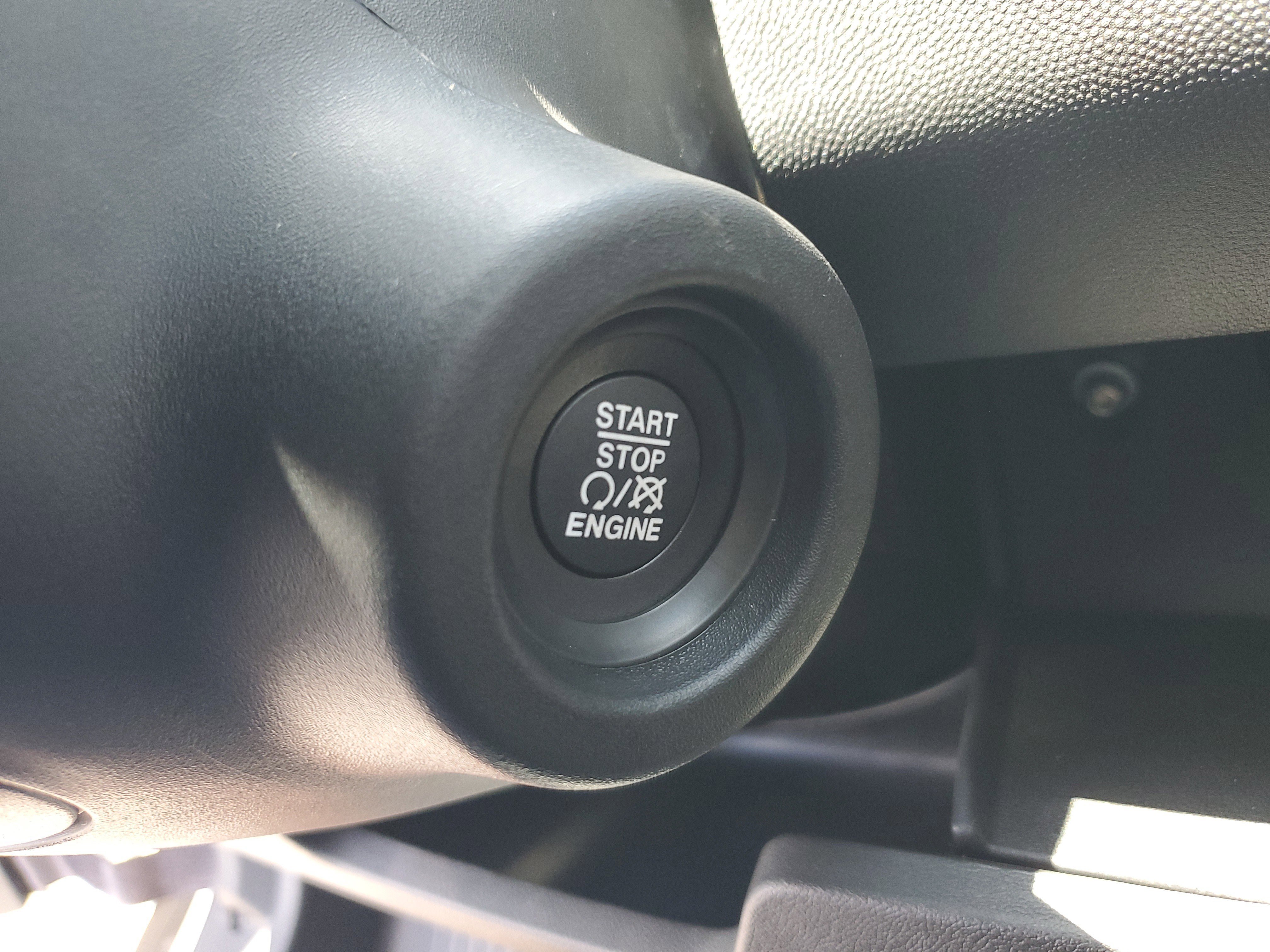 Used 2025 RAM ProMaster 2500 FWD image 22