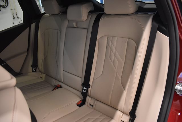 New 2026 BMW X3 xDrive30i w/ Premium Package AWD/4WD image 7