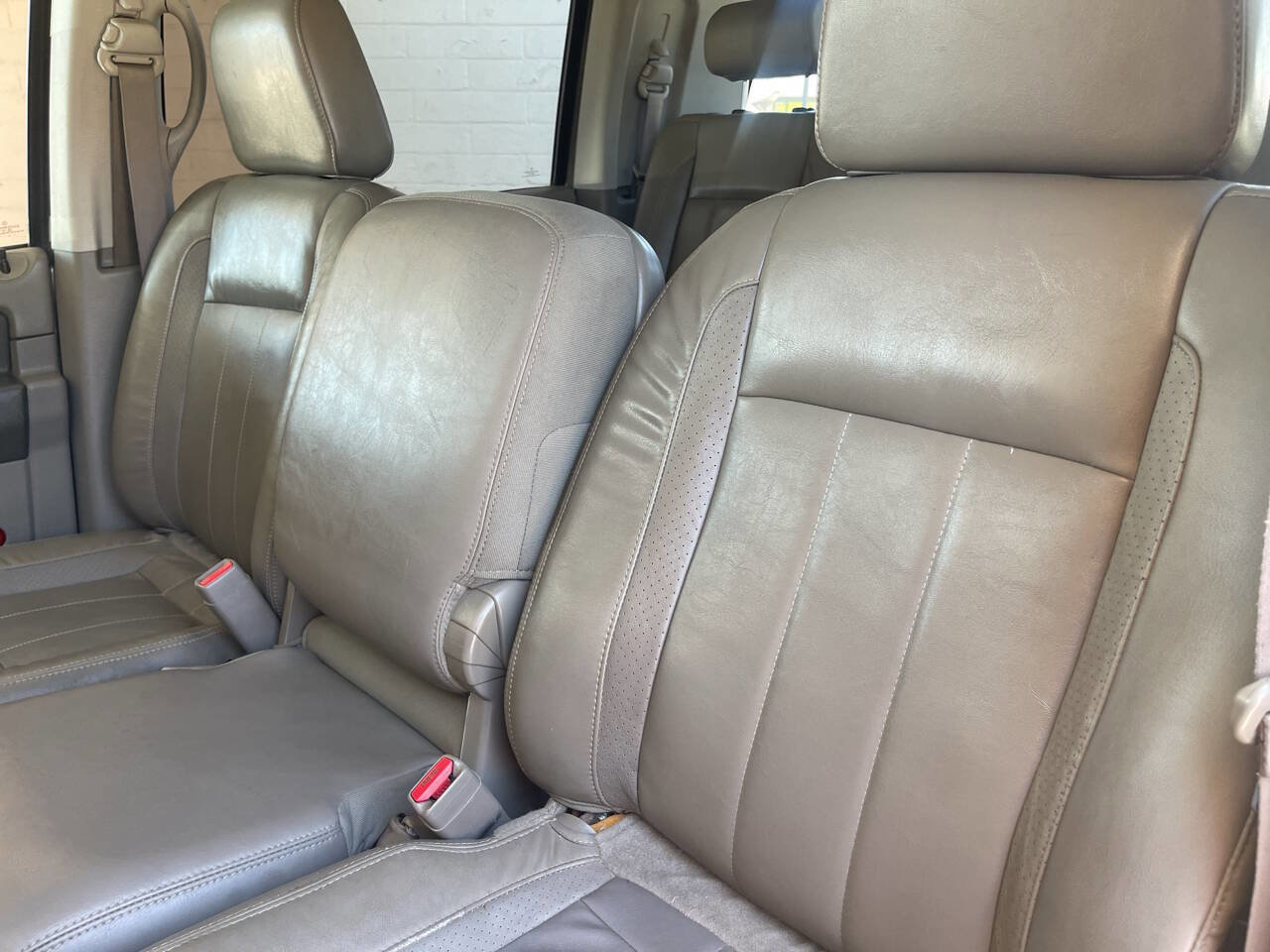 Used 2009 Dodge Ram 2500 Truck Laramie AWD/4WD image 16