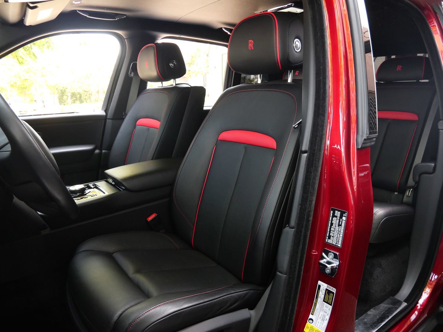 Used 2023 Rolls-Royce Cullinan AWD/4WD image 27