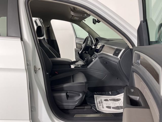 Used 2023 Volkswagen Atlas SE image 42