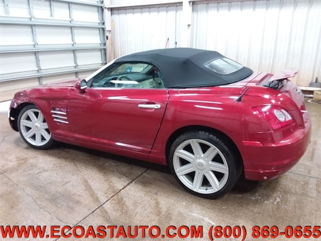 Used 2006 Chrysler Crossfire Limited RWD image 2