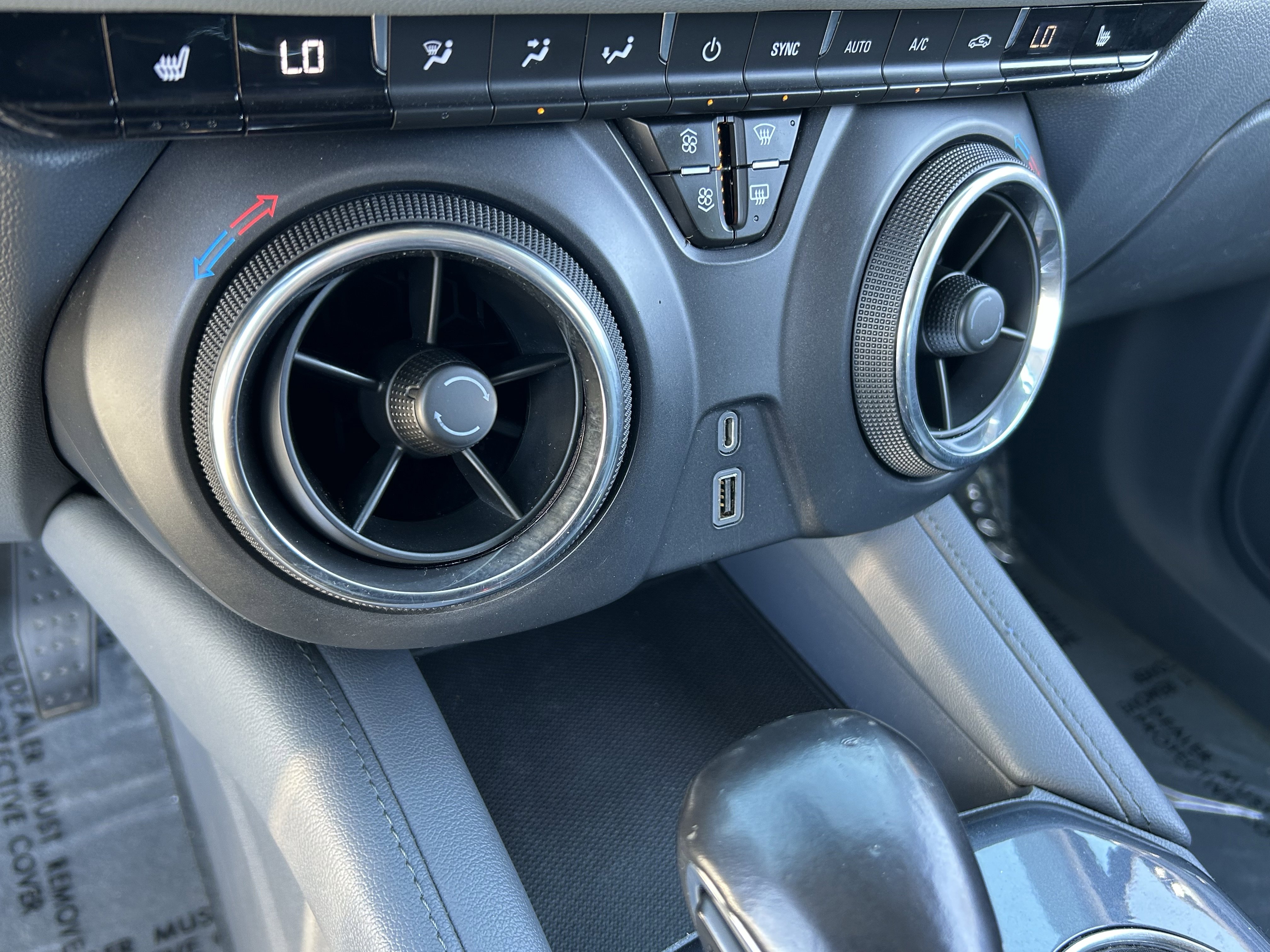 Used 2020 Chevrolet Blazer LT image 26