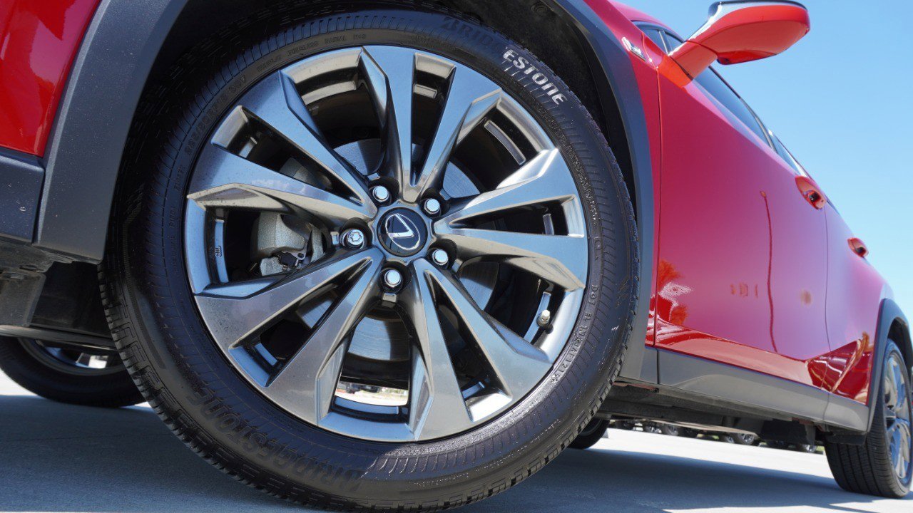 Used 2019 Lexus UX 200 F Sport image 11