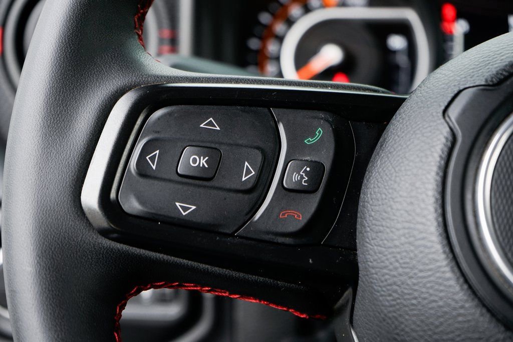 Used 2024 Jeep Gladiator Rubicon w/ Convenience Group image 22