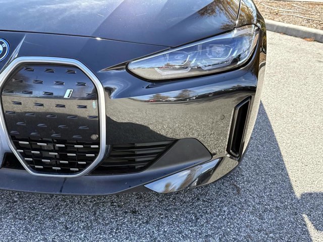 Used 2024 BMW i4 eDrive40 w/ Premium Package image 9