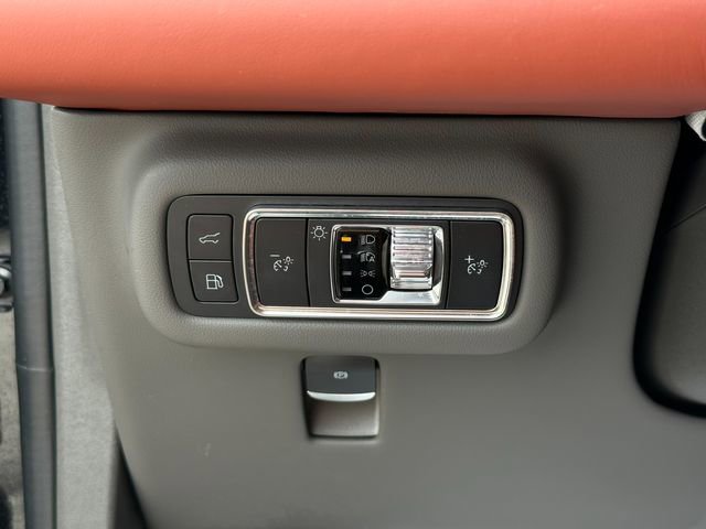 Used 2024 Lincoln Nautilus Black Label w/ Jet Appearance Package (87T) image 39