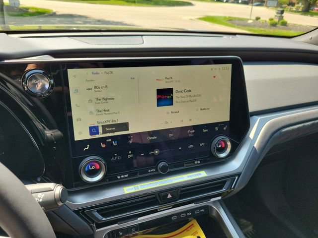 New 2026 Lexus TX 550h AWD Plug-In Hybrid image 27