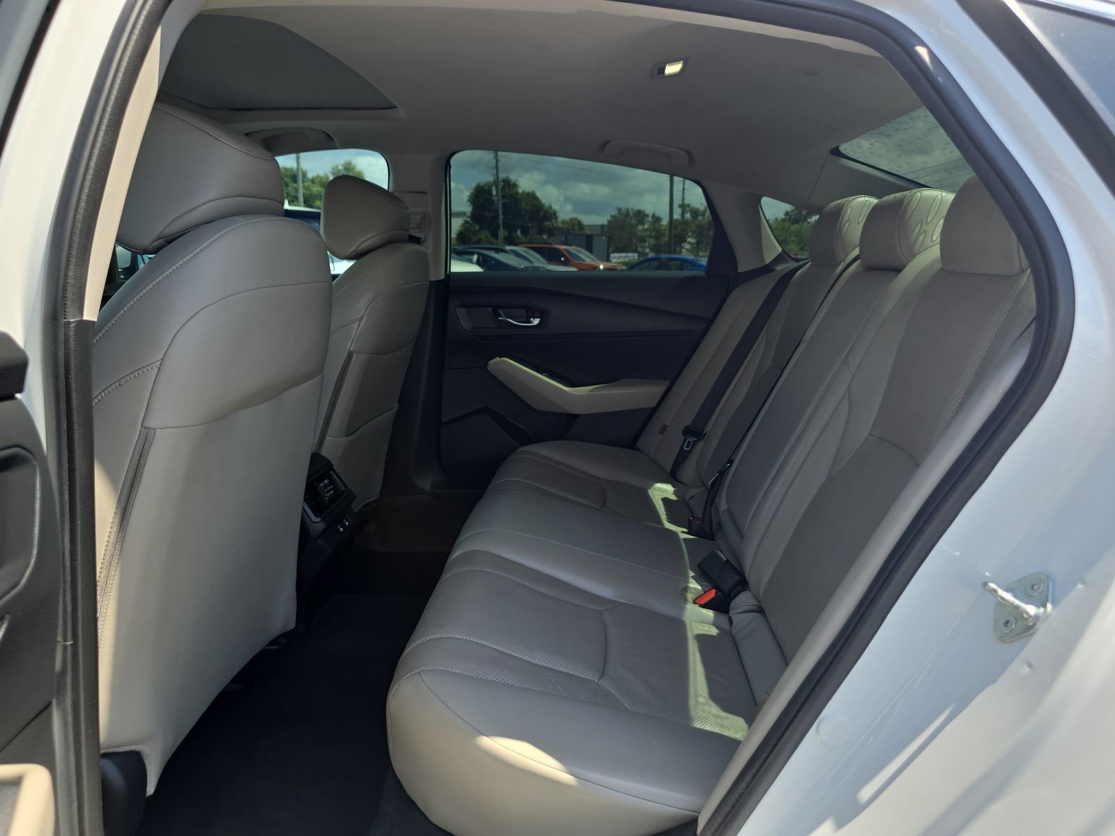 Used 2023 Honda Accord EX-L image 13