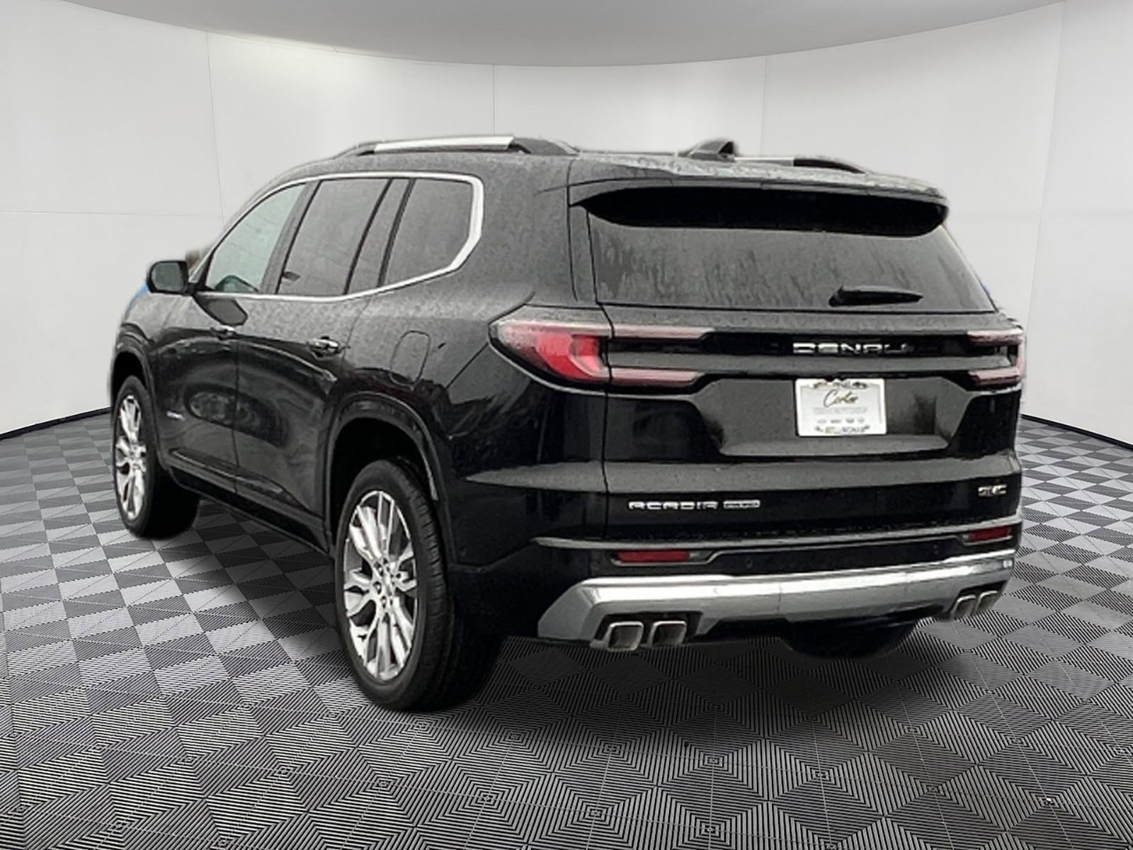 New 2026 GMC Acadia Denali w/ Super Cruise Package image 4