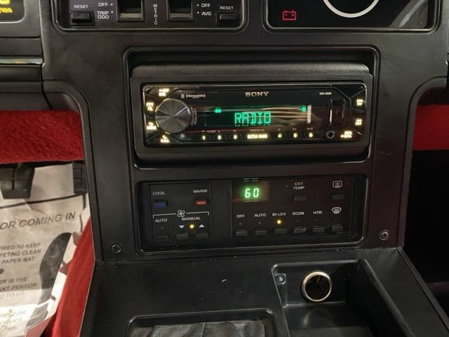 Used 1989 Chevrolet Corvette Coupe RWD image 15