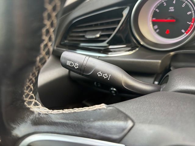 Used 2018 Buick Regal Essence w/ Driver Confidence Package #1 image 40