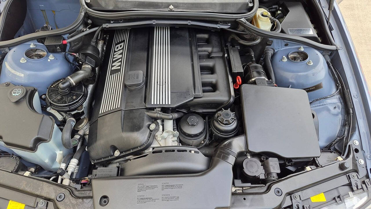 Used 2005 BMW 325Ci Convertible RWD image 52
