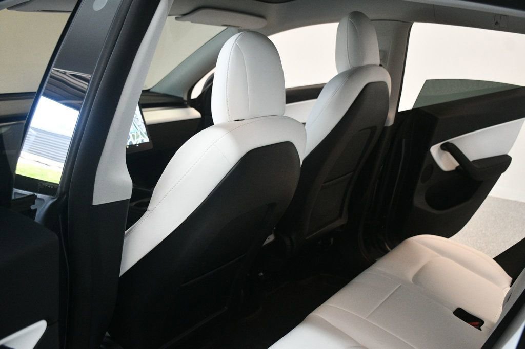 Used 2021 Tesla Model Y Performance AWD/4WD image 32