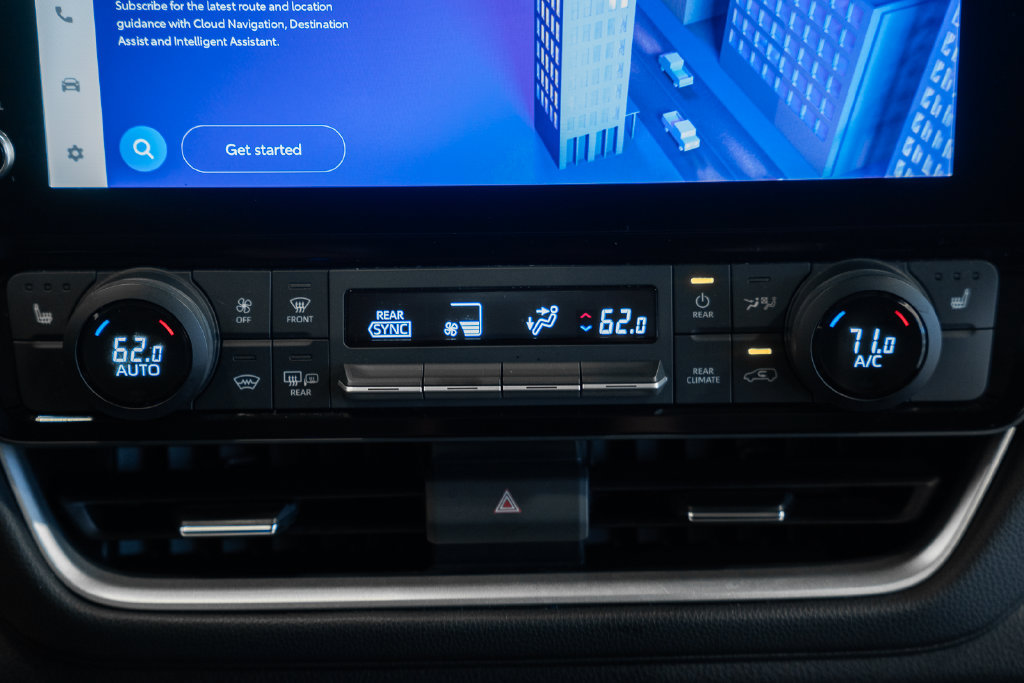 Used 2025 Toyota Grand Highlander AWD image 21