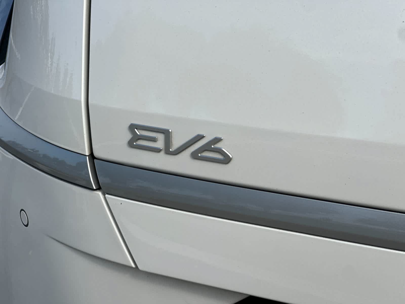Used 2023 Kia EV6 Light RWD image 29
