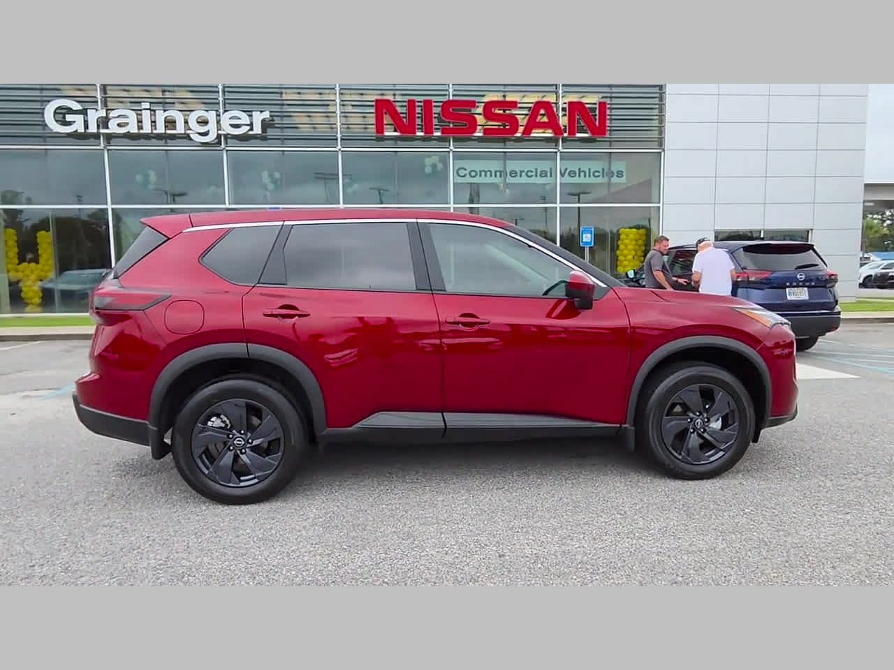 Used 2026 Nissan Rogue SV FWD image 36