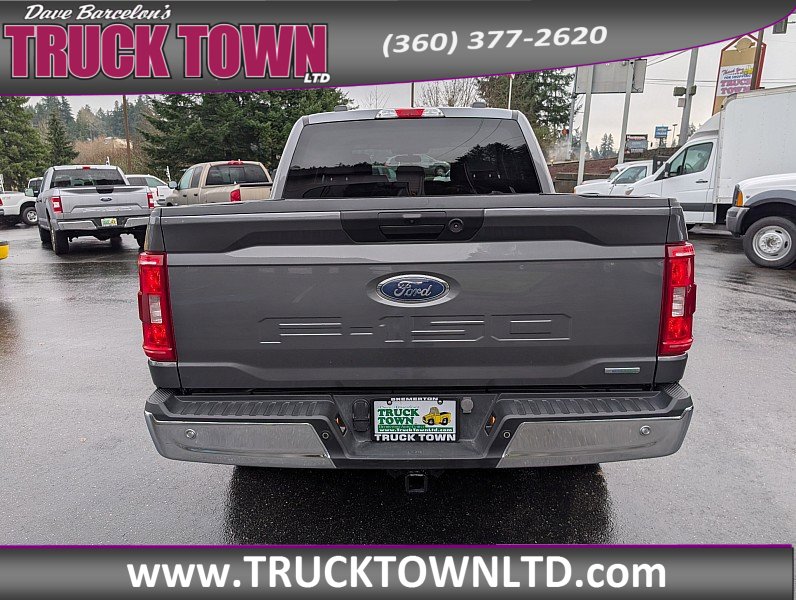 Used 2023 Ford F150 XLT w/ Trailer Tow Package image 9