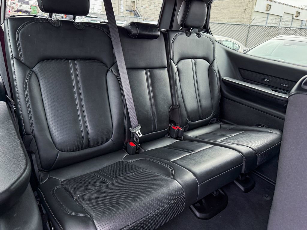 Used 2022 Jeep Wagoneer Series III image 29