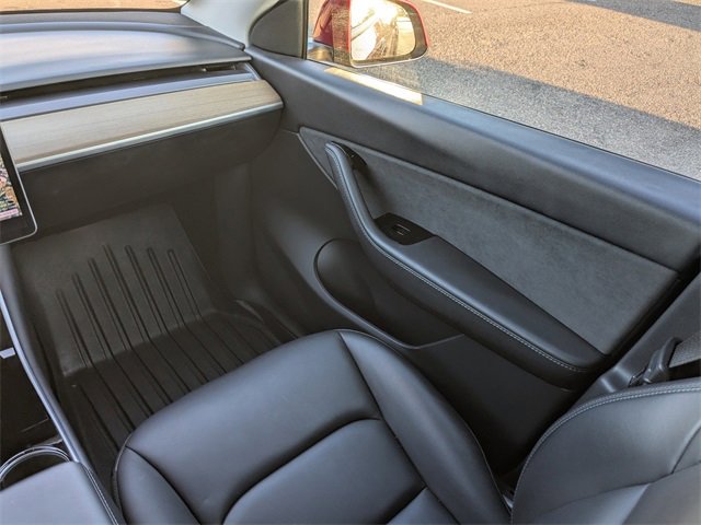 Used 2020 Tesla Model Y Performance image 22