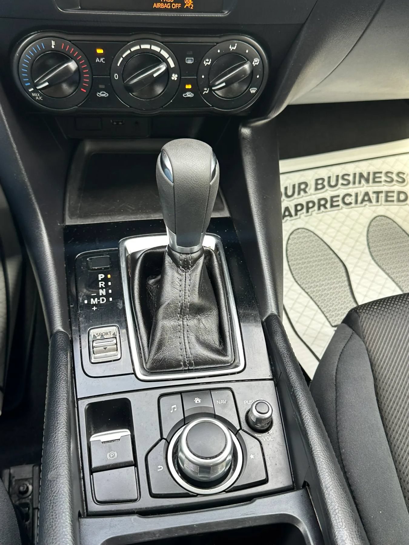 Used 2017 MAZDA MAZDA3 Sport FWD image 8