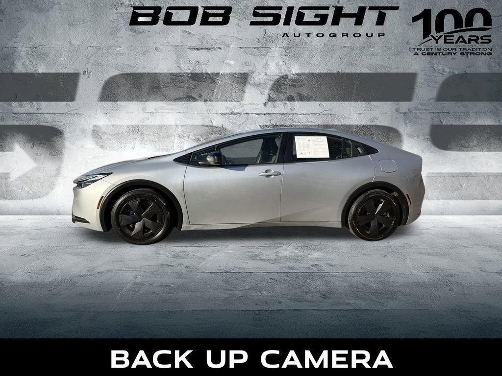 Used 2024 Toyota Prius LE image 6