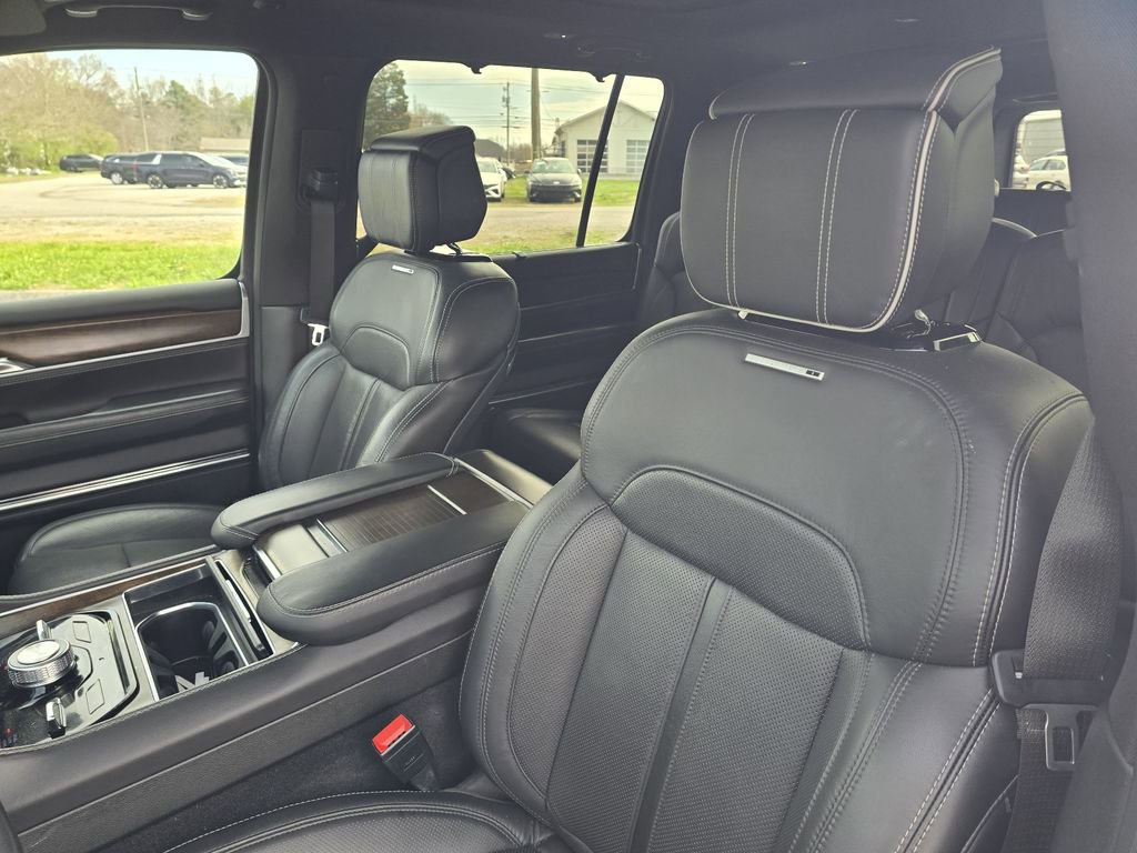 Used 2022 Jeep Grand Wagoneer Series I w/ Flexible Seating Group image 14