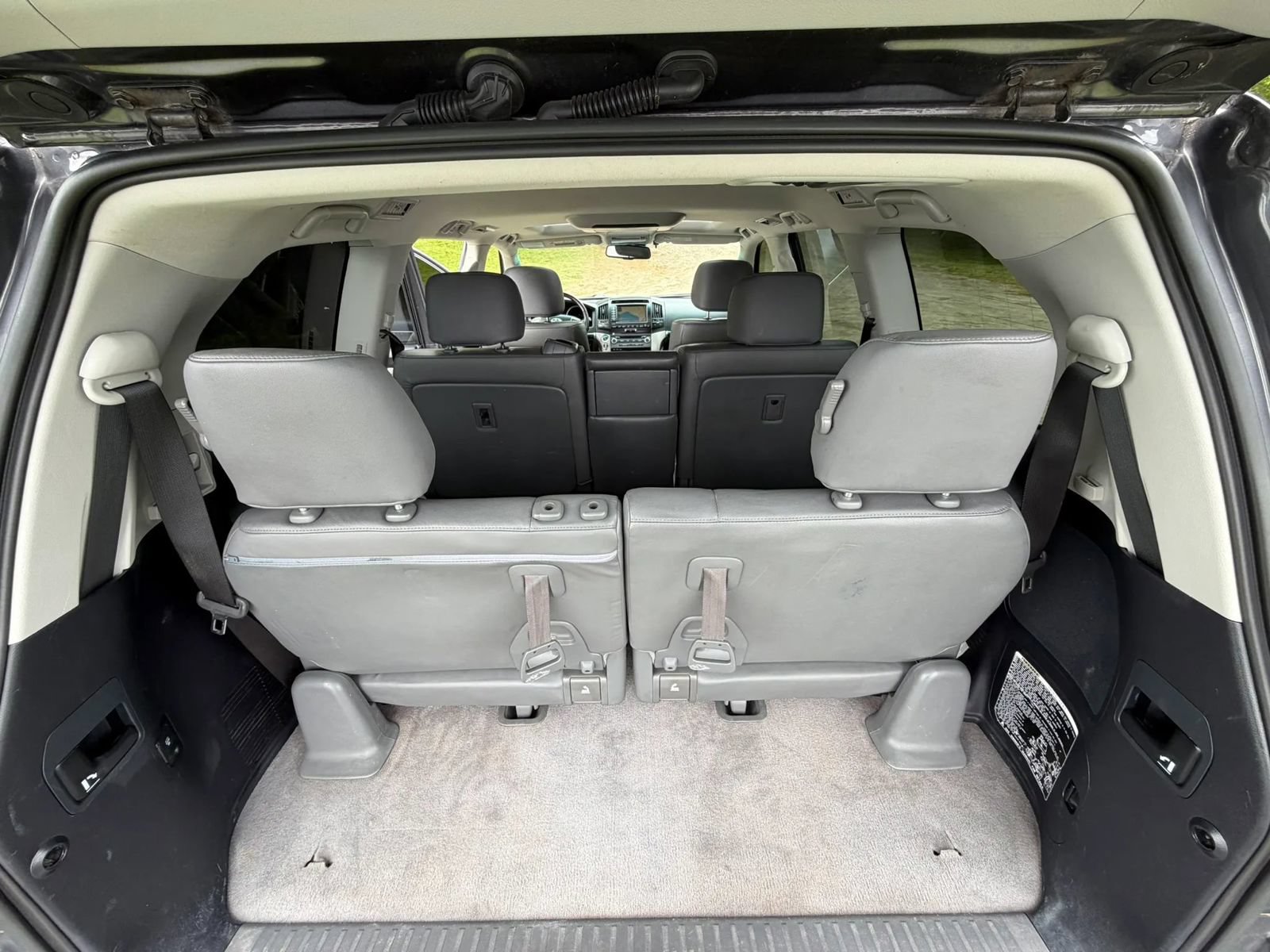 Used 2011 Toyota Land Cruiser w/ Upgrade Pkg AWD/4WD image 79
