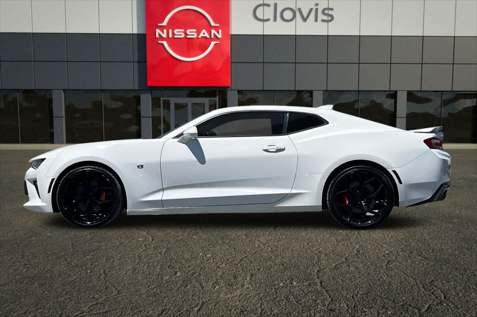 Used 2016 Chevrolet Camaro SS RWD image 6
