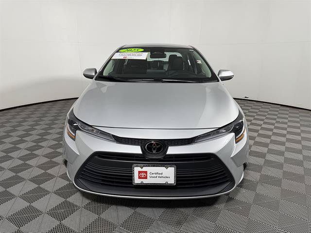 Certified 2025 Toyota Corolla LE FWD image 2