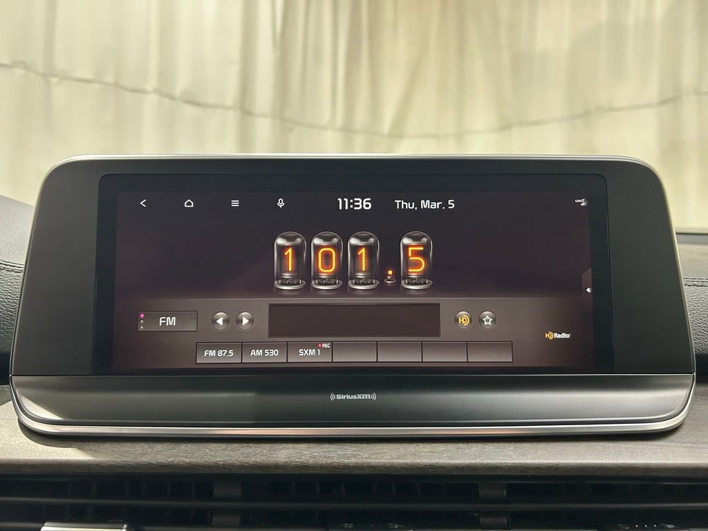 Used 2022 Kia Telluride EX w/ EX Premium Package image 18