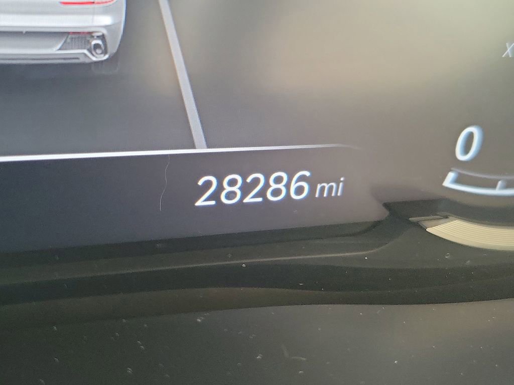 Certified 2023 Genesis GV70 2.5T w/ Select Package image 29