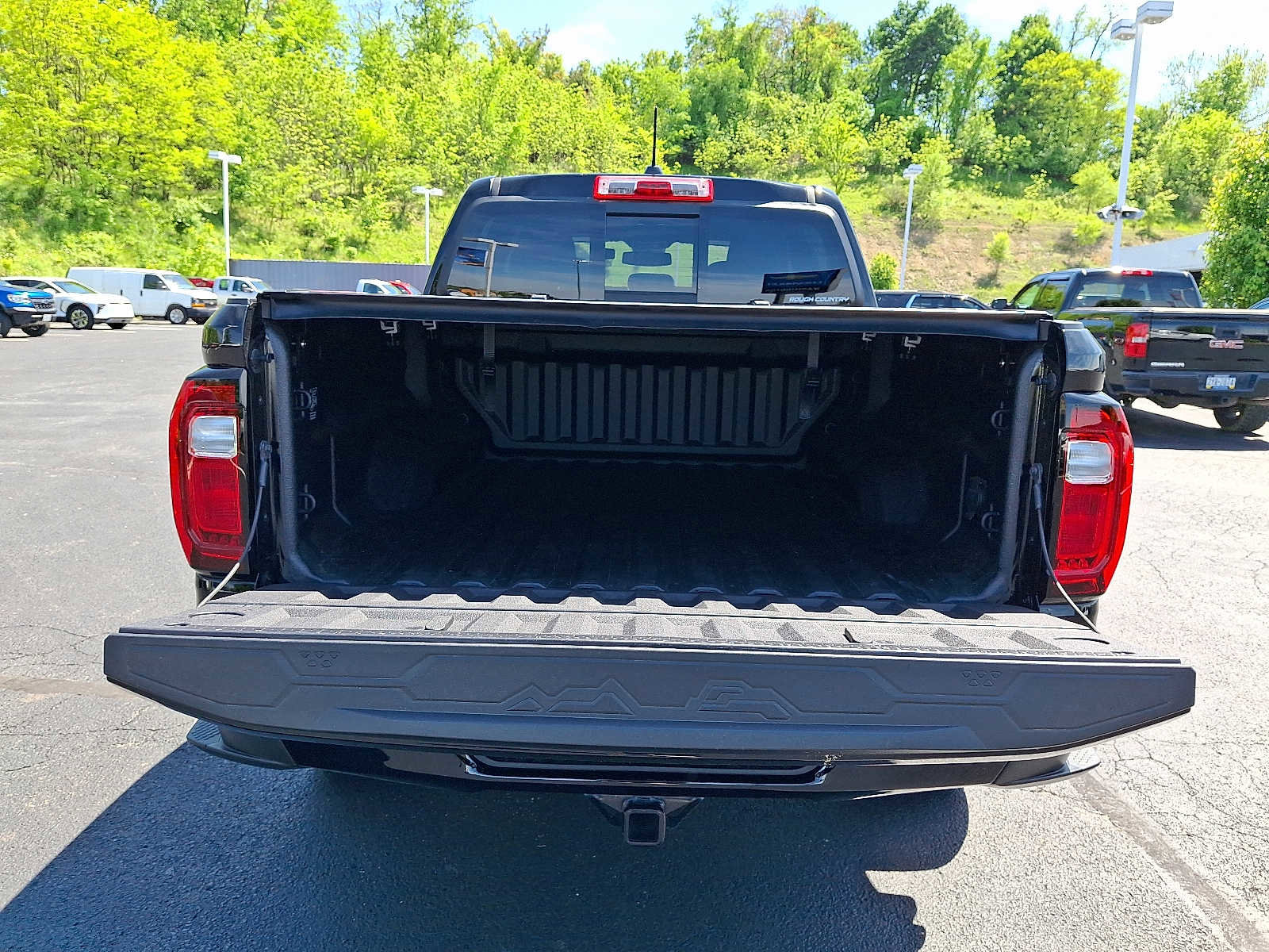Used 2024 GMC Canyon AT4 AWD/4WD image 28