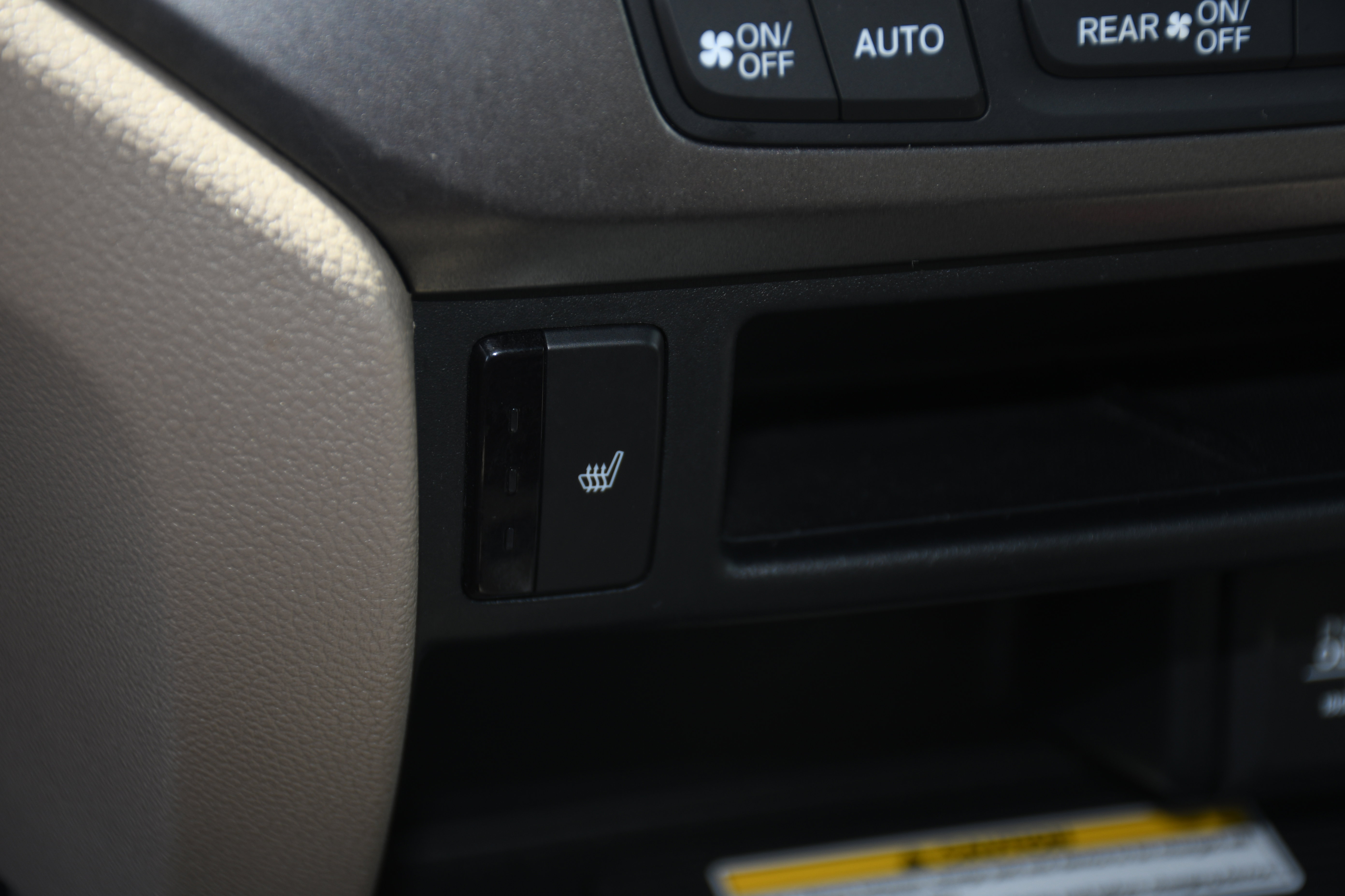 Used 2022 Honda Pilot Special Edition image 16