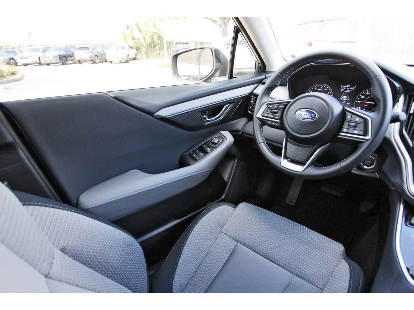 Certified 2025 Subaru Outback Premium image 8