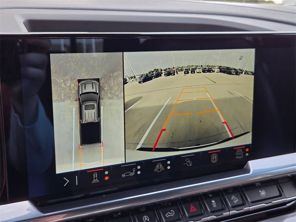 Used 2024 Chevrolet Silverado 1500 High Country w/ Technology Package image 33