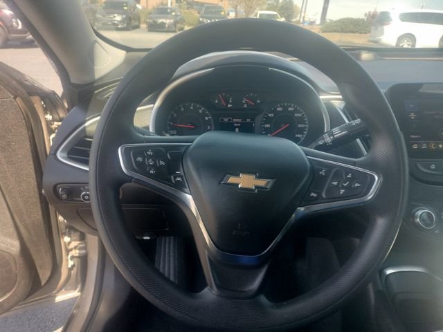 Used 2025 Chevrolet Malibu LT image 23