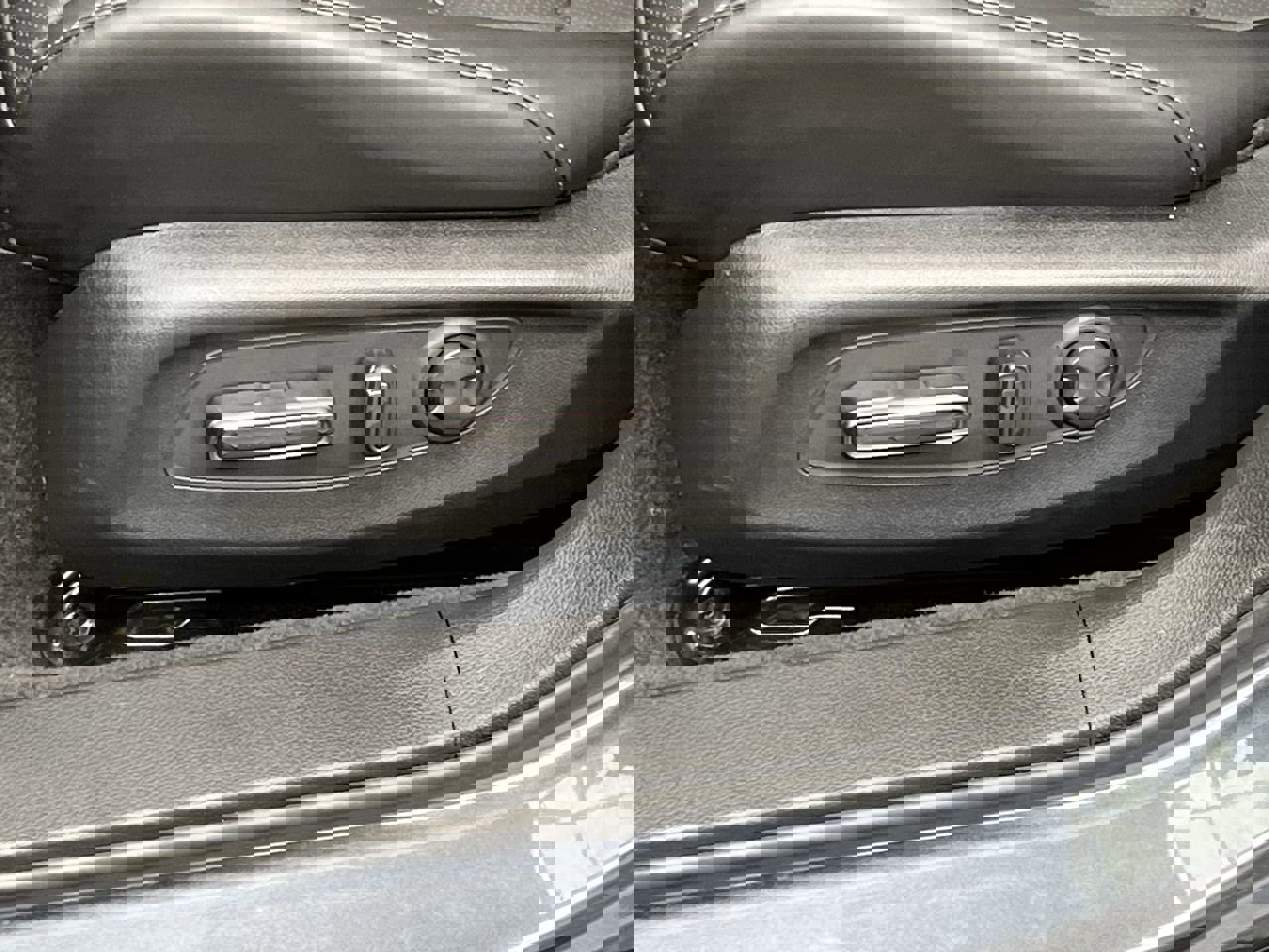 Used 2024 Honda Accord Touring image 11