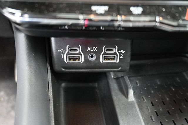 Used 2025 Dodge Durango R/T AWD/4WD image 26