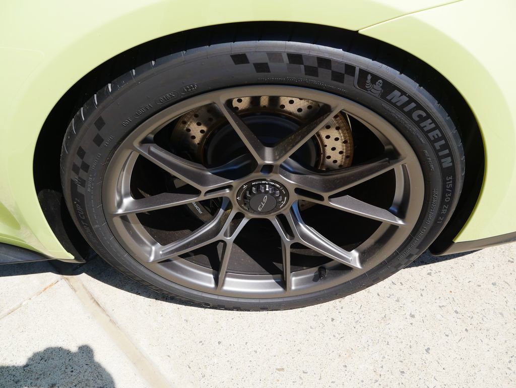 New 2026 Porsche 911 GT3 RWD image 12