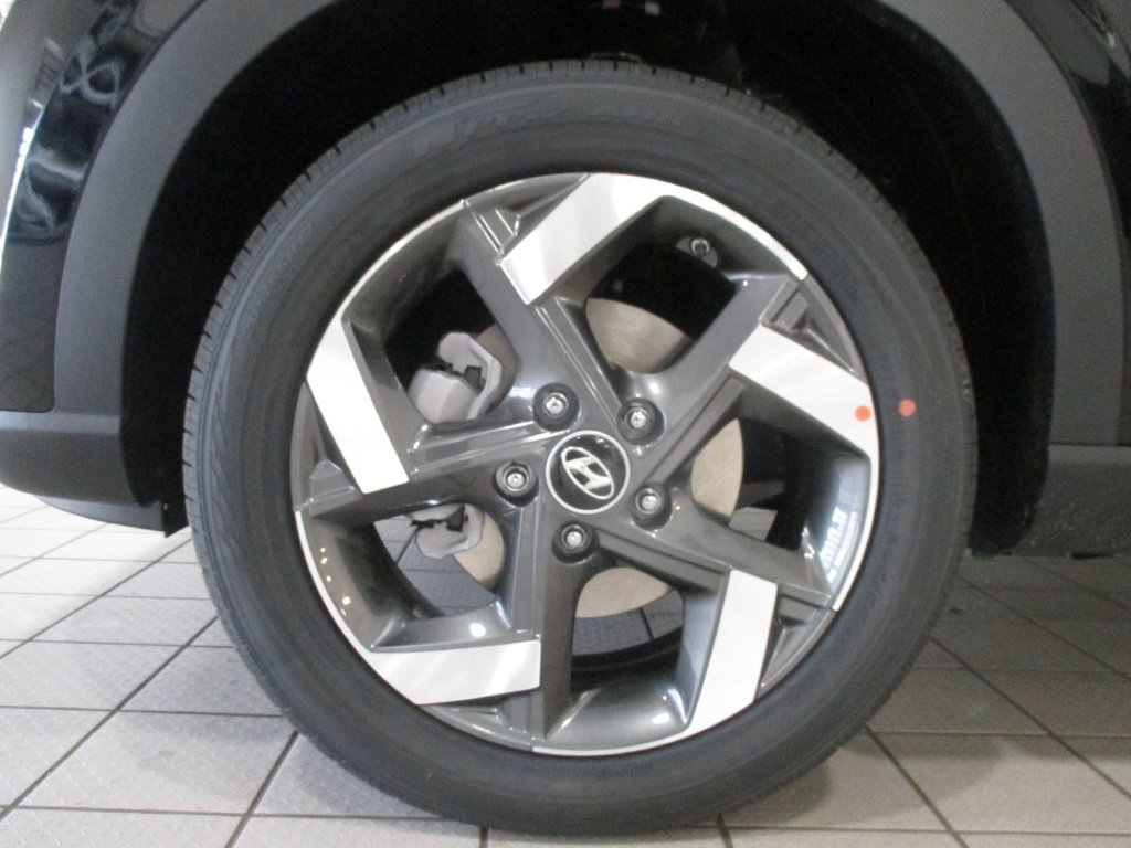 New 2026 Hyundai Venue SEL FWD image 14