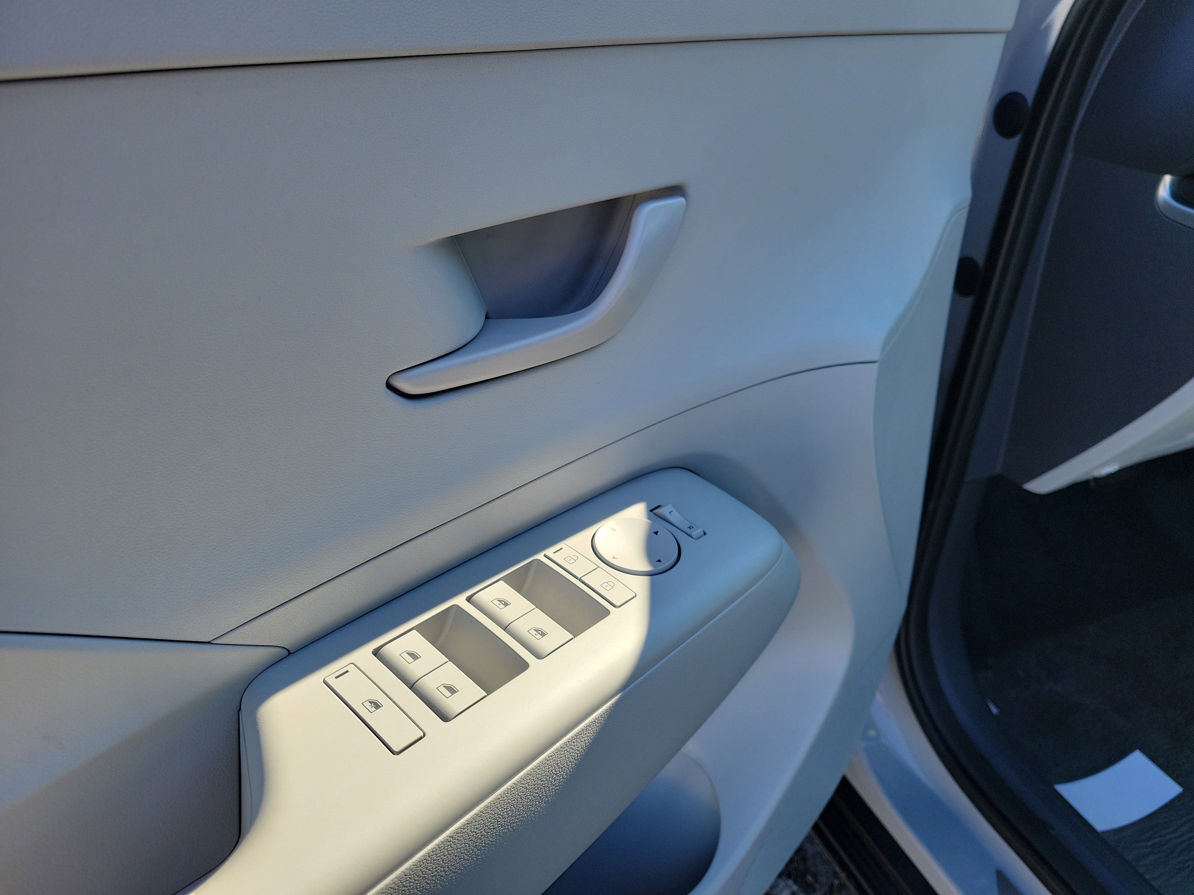 New 2026 Hyundai Kona SEL Sport image 18