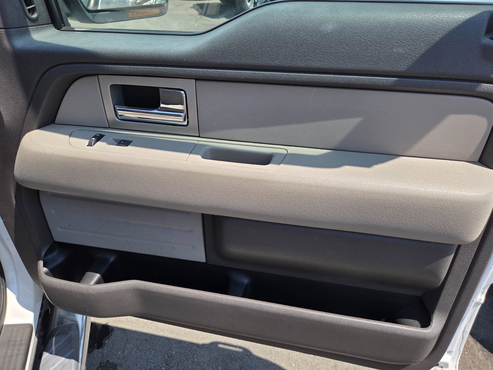 Used 2010 Ford F150 XLT RWD image 12