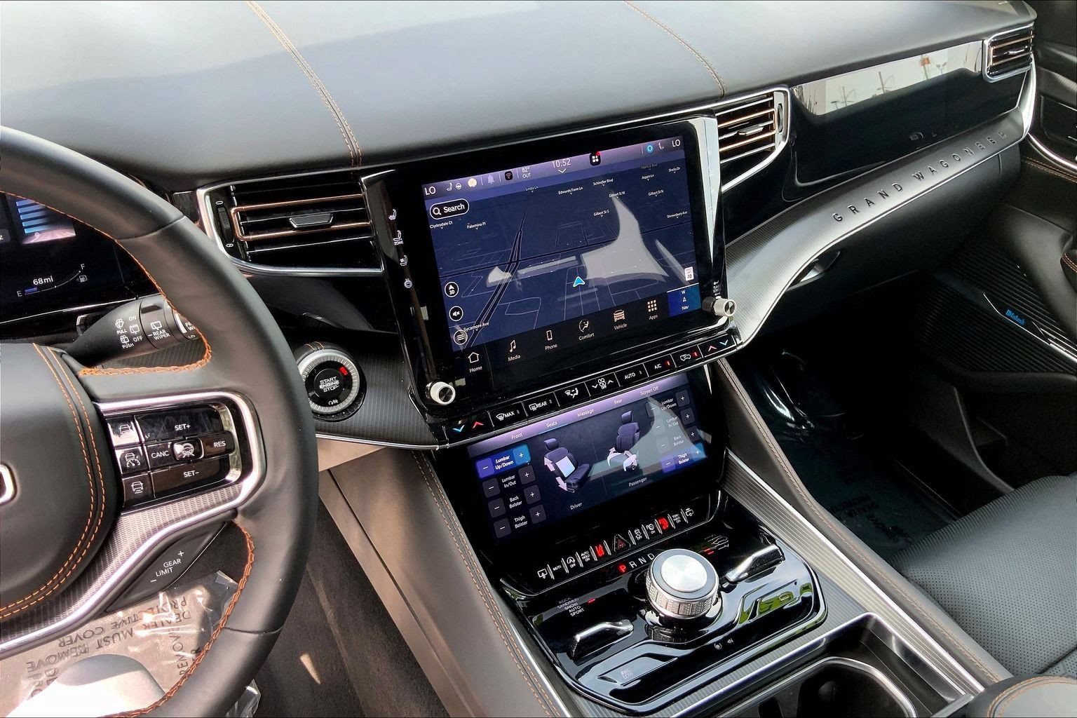 Certified 2025 Jeep Grand Wagoneer L Series III w/ Rear Seat Video Group 1 AWD/4WD image 6