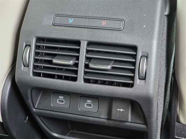 New 2025 Land Rover Discovery Sport S image 20