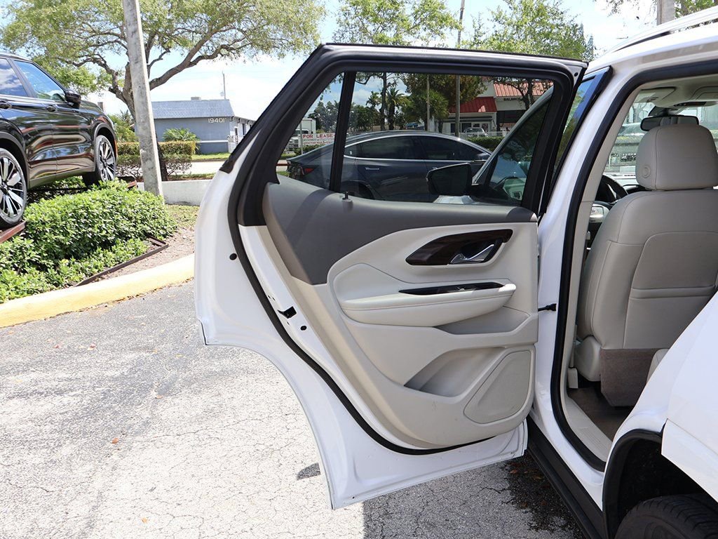 Used 2020 GMC Terrain Denali w/ Denali Premium Package image 25