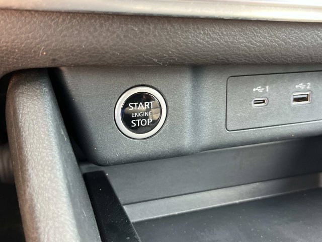 Used 2023 Nissan Rogue SV AWD/4WD image 35